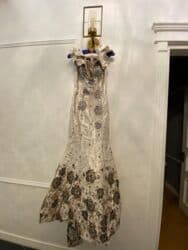 1 dəfə toyda geyinilib 350 manata alınıb lalafo.az -da 1 dəfə toyda geyinilib 350 manata alınıb