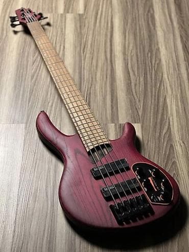 Bas gitaralar: 5 simli Bass Gitara satılır - Korpus: natural ağac naxışını göstərən lalafo.az -da — 1 Bas gitaralar: 5 simli Bass Gitara satılır - Korpus: natural ağac naxışını göstərən — 1