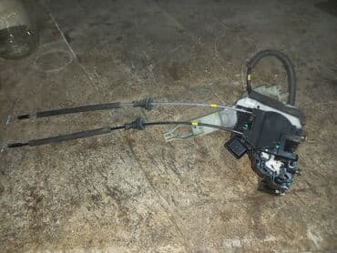 Hyundai elantra 2015 modelin arxa sag qapi zamoku,ideal veziyyetde lalafo.az -da Hyundai elantra 2015 modelin arxa sag qapi zamoku,ideal veziyyetde