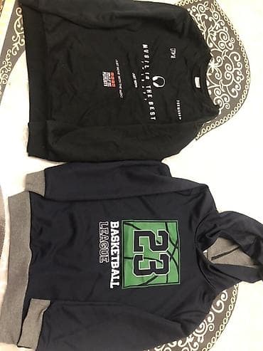 Uşaq sviterləri – 2 ədəd dəst Brend: LC Waikiki Ölçü: 7-8 yaş / lalafo.az -da Uşaq sviterləri – 2 ədəd dəst Brend: LC Waikiki Ölçü: 7-8 yaş /