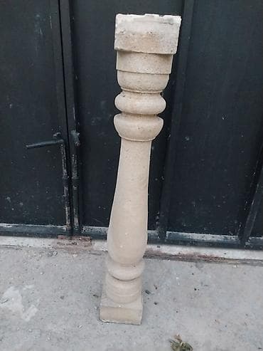 Qumdaşı balyustrada sütunu - Material: təbii qumdaşı - Təyinat at lalafo.az Qumdaşı balyustrada sütunu - Material: təbii qumdaşı - Təyinat
