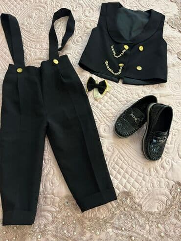 Oğlan uşağı üçün şık dəst Komplektin tərkibi: - Qara şalvar askılı lalafo.az -da Oğlan uşağı üçün şık dəst Komplektin tərkibi: - Qara şalvar askılı