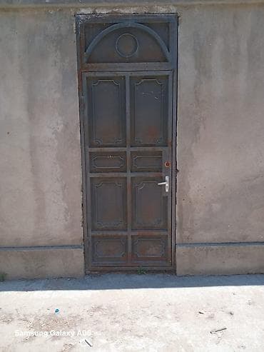 Dəmir qapı . 150 AZN . Çərçivəli verilir Ölçü 1,1*2,8 ünvan lalafo.az -da Dəmir qapı . 150 AZN . Çərçivəli verilir Ölçü 1,1*2,8 ünvan