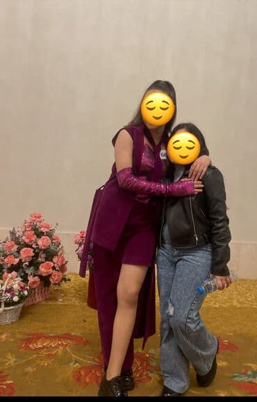 200azn tikilib 50azina satilir birdefe sehnede geyinilib lalafo.az -da 200azn tikilib 50azina satilir birdefe sehnede geyinilib