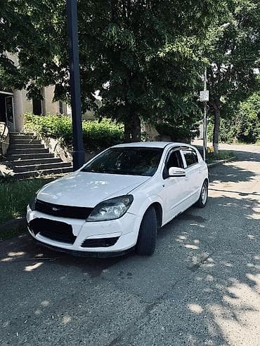 Opel Astra: 1.3 l | 2006 il 45000 km Hetçbek lalafo.az -da Opel Astra: 1.3 l | 2006 il 45000 km Hetçbek