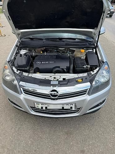 Opel Astra: 1.3 l | 2010 il 348000 km Universal lalafo.az -da Opel Astra: 1.3 l | 2010 il 348000 km Universal