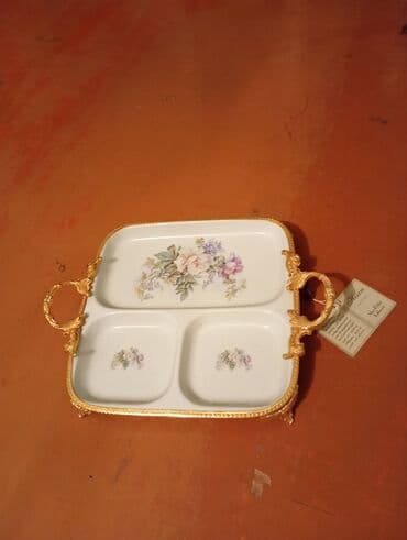 Zərif süfrə qabı – porselen üç bölməli servis sinisi - Material lalafo.az -da Zərif süfrə qabı – porselen üç bölməli servis sinisi - Material