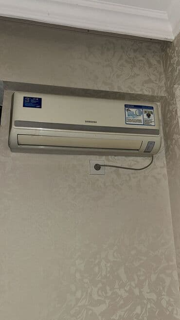 Kondisioner 220azn. 45kv. Unvan mehdiabad m 8068 Nigaz lalafo.az -da Kondisioner 220azn. 45kv. Unvan mehdiabad m 8068 Nigaz