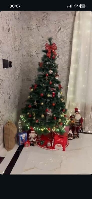 Yeni il şam ağacı – tam bəzədilmiş set - Hündürlüyü təxminən 2.10 m lalafo.az -da Yeni il şam ağacı – tam bəzədilmiş set - Hündürlüyü təxminən 2.10 m