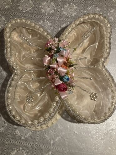 Bəzəkli nişan/xınayaxdı səbətləri dəsti - Dizayn: Kəpənək formasında lalafo.az -da Bəzəkli nişan/xınayaxdı səbətləri dəsti - Dizayn: Kəpənək formasında
