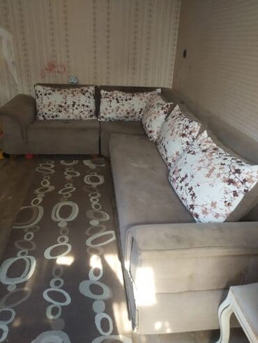 Künc divan, İşlənmiş, Açılan, Bazalı, Çatdırılma yoxdur lalafo.az -da Künc divan, İşlənmiş, Açılan, Bazalı, Çatdırılma yoxdur