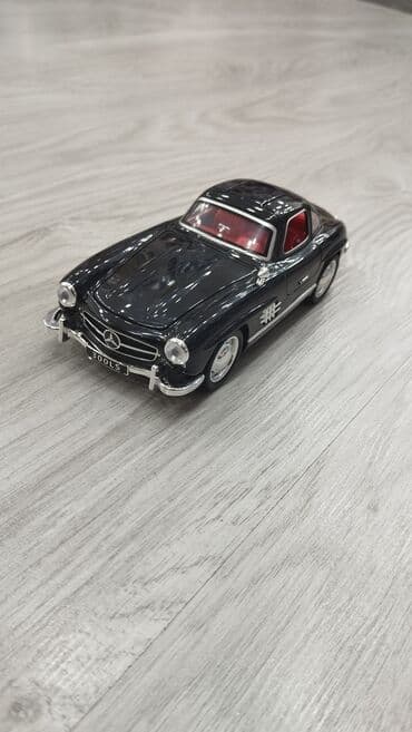 Kolleksiya üçün klassik avtomobil modeli – Mercedes-Benz 300SL lalafo.az -da Kolleksiya üçün klassik avtomobil modeli – Mercedes-Benz 300SL