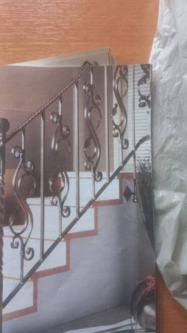 Dəmir məhəccər – bədii döymə elementlərlə. - Dizayn: Ziqzaqvari lalafo.az -da Dəmir məhəccər – bədii döymə elementlərlə. - Dizayn: Ziqzaqvari