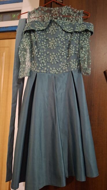 Salam paltar 1 dəfə geyilib toya. 8-9 yaş . 49 AZN.RAMANI SAVXOZ lalafo.az -da Salam paltar 1 dəfə geyilib toya. 8-9 yaş . 49 AZN.RAMANI SAVXOZ