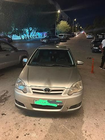 Toyota Corolla (E120) hatchback - Kuzov: 5 qapılı hatchback, gümüşü lalafo.az -da Toyota Corolla (E120) hatchback - Kuzov: 5 qapılı hatchback, gümüşü
