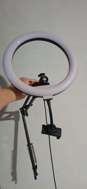 LED halqa işıq + masa qısqacı və tənzimlənən qol - 26–30 sm diametrli lalafo.az -da LED halqa işıq + masa qısqacı və tənzimlənən qol - 26–30 sm diametrli