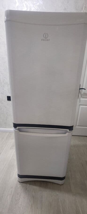 İşlənmiş 2 qapılı Indesit Soyuducu Satılır, rəng - Ağ lalafo.az -da İşlənmiş 2 qapılı Indesit Soyuducu Satılır, rəng - Ağ