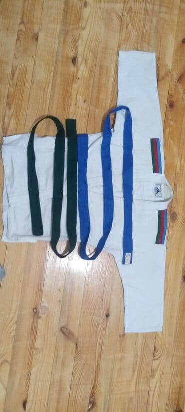 Taekvondo/judo forması və kəmərlər dəsti bir ay isledilib fikri ciddi lalafo.az -da Taekvondo/judo forması və kəmərlər dəsti bir ay isledilib fikri ciddi