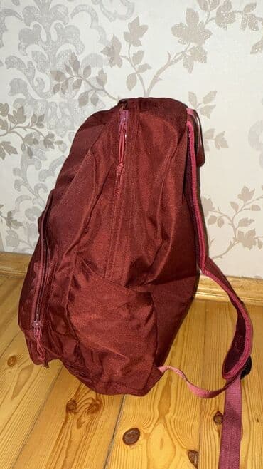 Brend: Converse Model: Ulduz loqolu gündəlik bel çantası/rukzak Rəng lalafo.az -da Brend: Converse Model: Ulduz loqolu gündəlik bel çantası/rukzak Rəng