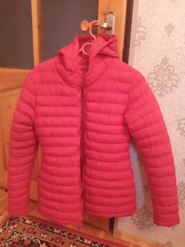 Balonka kurtka.razmeri 36.rəngi qırmızı. Türkiyənindi.Az istifadə lalafo.az -da Balonka kurtka.razmeri 36.rəngi qırmızı. Türkiyənindi.Az istifadə