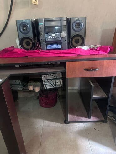 Kompüter masası, Açılan lalafo.az -da Kompüter masası, Açılan