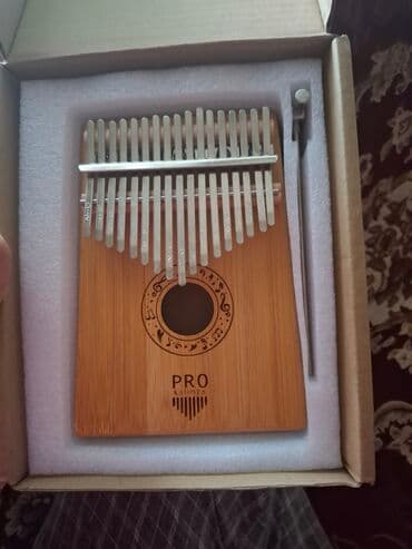 PRO Kalimba – 17 dillikli, rezonans dəlikli modellərdən. - Korpus lalafo.az -da PRO Kalimba – 17 dillikli, rezonans dəlikli modellərdən. - Korpus