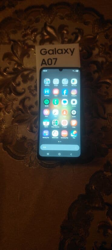 Samsung B130, 64 GB, rəng - Qara, İki sim kartlı lalafo.az -da Samsung B130, 64 GB, rəng - Qara, İki sim kartlı