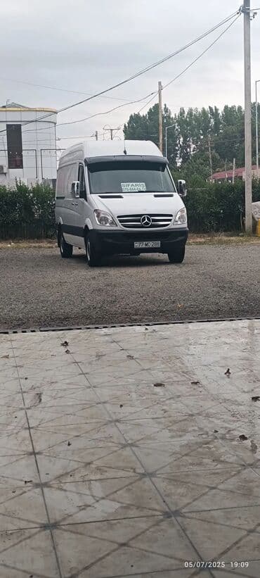 Mersedes-Benz Sprinter yük və sərnişin daşınması xidməti - Uzun və lalafo.az -da Mersedes-Benz Sprinter yük və sərnişin daşınması xidməti - Uzun və