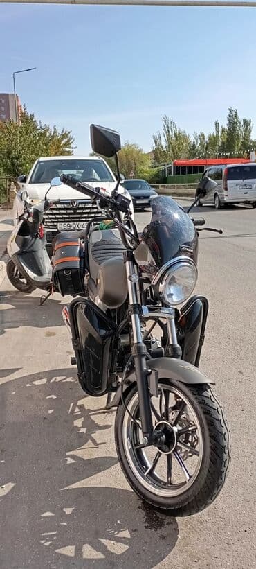 Şəhər kruizer tipli motosiklet – “CHAMP” ön şüşəli model lalafo.az -da Şəhər kruizer tipli motosiklet – “CHAMP” ön şüşəli model