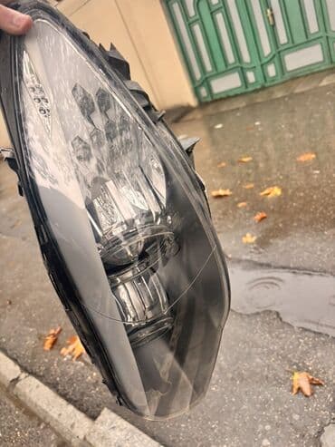 Sağ, Yaxın və uzaq vuran işıqlar BMW, İşlənmiş lalafo.az -da Sağ, Yaxın və uzaq vuran işıqlar BMW, İşlənmiş