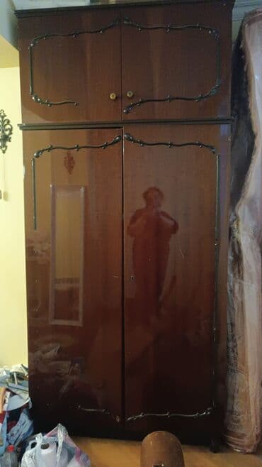 İşlənmiş, Açılan, 2 qapılı Düz dolab, Dolab-asılqan lalafo.az -da İşlənmiş, Açılan, 2 qapılı Düz dolab, Dolab-asılqan