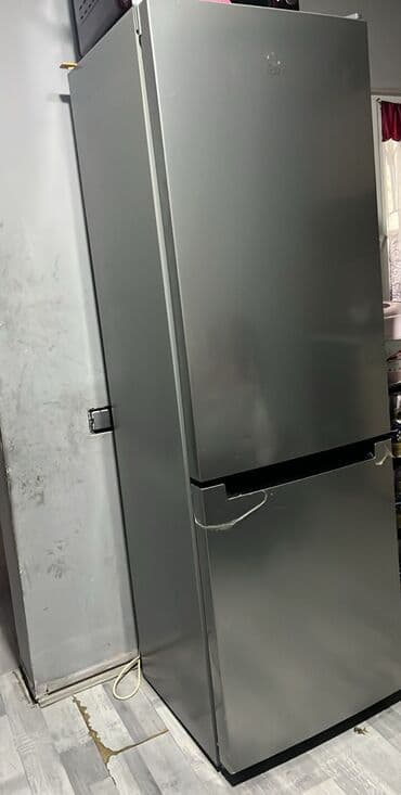 İki qapılı, aşağıda dondurucu bölməsi olan, paslanmayan polad rəngində lalafo.az -da İki qapılı, aşağıda dondurucu bölməsi olan, paslanmayan polad rəngində