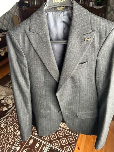 Плащи: Мужской костюм, Демисезон, Bershka, L, цвет - Серый at lalafo.az — 2 Плащи: Мужской костюм, Демисезон, Bershka, L, цвет - Серый — 2