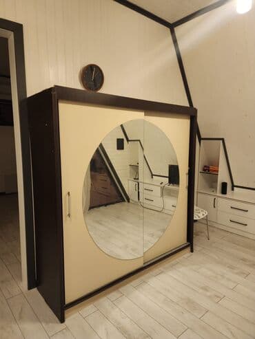 İşlənmiş, Kupe, 2 qapılı Düz dolab, Qarderob, paltar dolabı lalafo.az -da İşlənmiş, Kupe, 2 qapılı Düz dolab, Qarderob, paltar dolabı