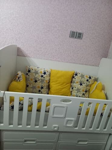 Oğlan və qız üçün, Dördbucaq, Beşik, Dəst ilə, Matras ilə, Yellənmə mexanizm ilə lalafo.az -da Oğlan və qız üçün, Dördbucaq, Beşik, Dəst ilə, Matras ilə, Yellənmə mexanizm ilə