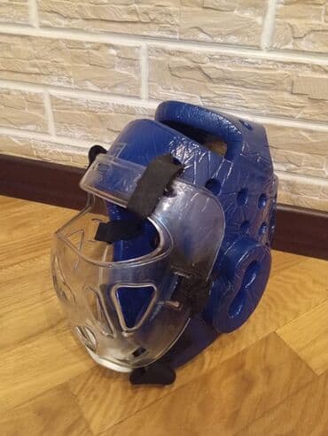 Taekvondo kaskası (maska ilə birlikdə), 1 ay işlənib, əla lalafo.az -da Taekvondo kaskası (maska ilə birlikdə), 1 ay işlənib, əla