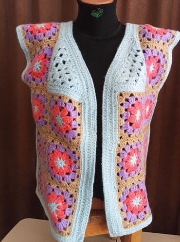 Məhsul: Əl işi toxunma qadın jiletləri Təsvir: - Rəngli “granny lalafo.az -da Məhsul: Əl işi toxunma qadın jiletləri Təsvir: - Rəngli “granny