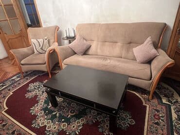 Divan, Jurnal masası lalafo.az -da Divan, Jurnal masası