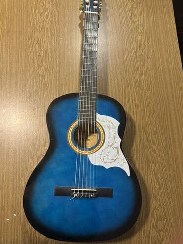 Укулеле: Klassik akustik gitara – mavi–qara gradient gövdə rəngi ilə. 6 simli at lalafo.az — 1 Укулеле: Klassik akustik gitara – mavi–qara gradient gövdə rəngi ilə. 6 simli — 1