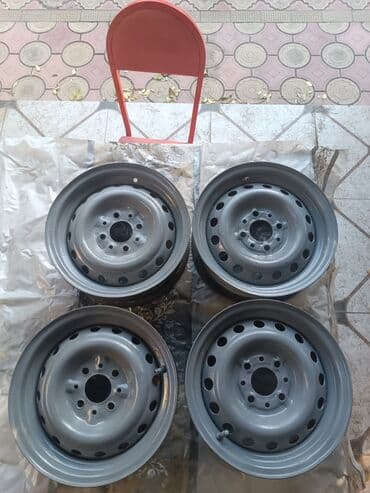 Yeni Disk VAZ (LADA) R 13, 4 Boltlu lalafo.az -da Yeni Disk VAZ (LADA) R 13, 4 Boltlu
