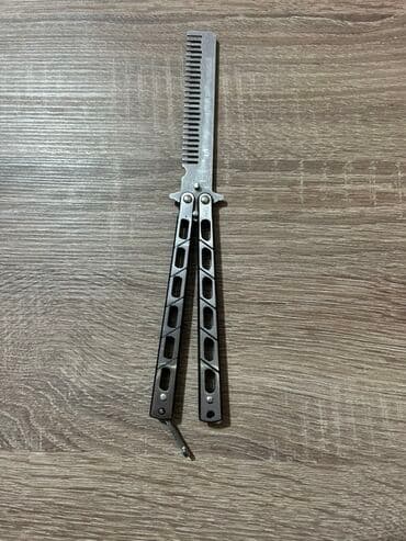 Məhsul 1: Butterfly üslublu trenajor daraq - Bıçaq yerinə daraq lalafo.az -da Məhsul 1: Butterfly üslublu trenajor daraq - Bıçaq yerinə daraq