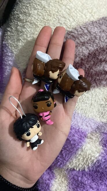 Продается или обмен на Дастина обычный!/фигурки из киндера с Очень lalafo.az -da Продается или обмен на Дастина обычный!/фигурки из киндера с Очень