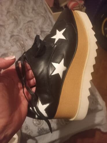 Qadın platforma ayaqqabısı - Material: qara dərimsi üstlük, bağcıqlı lalafo.az -da Qadın platforma ayaqqabısı - Material: qara dərimsi üstlük, bağcıqlı