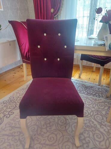 Keyfiyyətli parçadan tikilmiş 6 ədəd stul satılır. Təzə kimidir lalafo.az -da Keyfiyyətli parçadan tikilmiş 6 ədəd stul satılır. Təzə kimidir