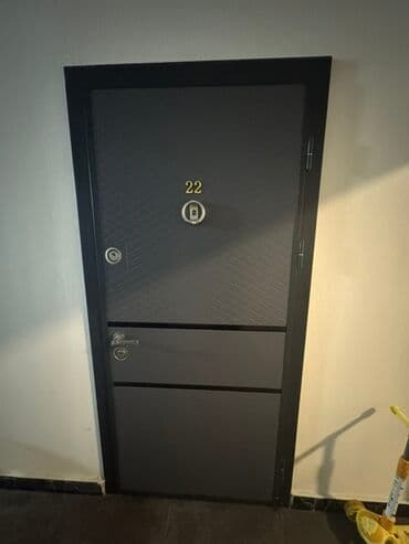 Məhsul: Daxili və xarici tərəfi fərqli dizayna malik dəmir giriş lalafo.az -da Məhsul: Daxili və xarici tərəfi fərqli dizayna malik dəmir giriş