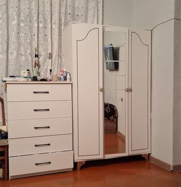 İşlənmiş, Açılan, 3 qapılı Düz dolab, Qarderob, paltar dolabı lalafo.az -da İşlənmiş, Açılan, 3 qapılı Düz dolab, Qarderob, paltar dolabı