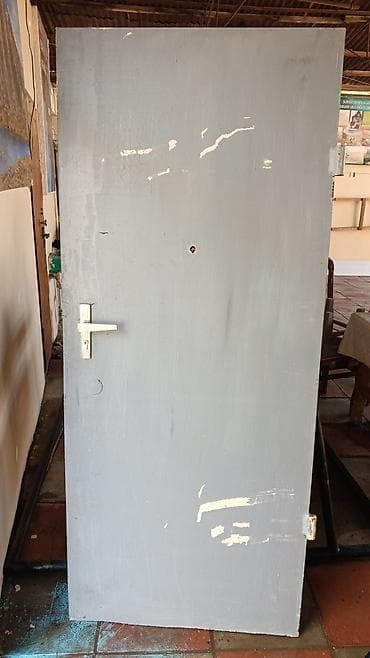 Крепежные изделия: Metal qapı dəsti - Material: polad/metal qapı və metal qutu (kasson) at lalafo.az — 1 Крепежные изделия: Metal qapı dəsti - Material: polad/metal qapı və metal qutu (kasson) — 1