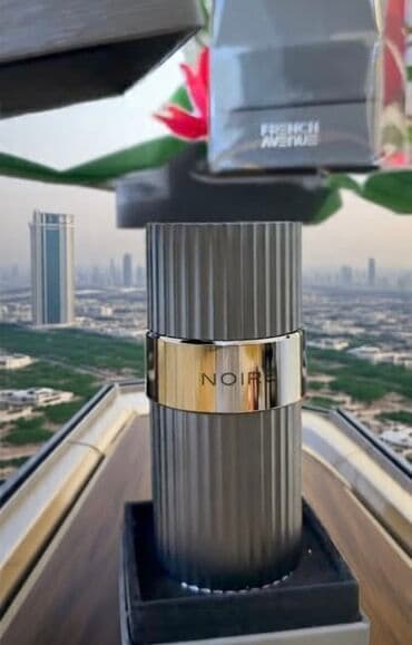 NOIR ətir – zərif, şəhər üslublu flakonda. - Şaquli relyefli lalafo.az -da NOIR ətir – zərif, şəhər üslublu flakonda. - Şaquli relyefli