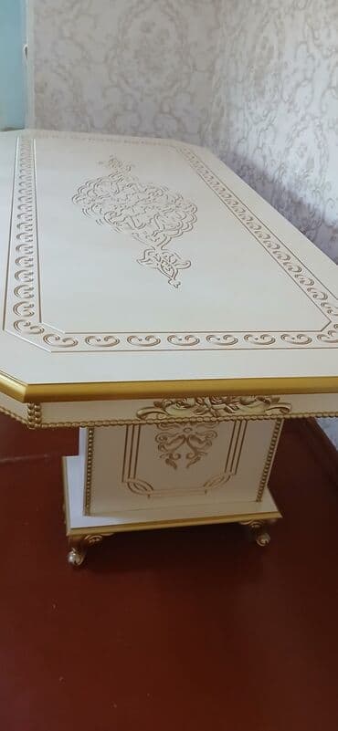 Qonaq masası, İşlənmiş, Açılmayan lalafo.az -da Qonaq masası, İşlənmiş, Açılmayan