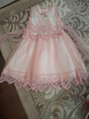 Qadın və uşaq geyimləri dəsti 1) Qız uşağı üçün zərif don - Rəng lalafo.az -da Qadın və uşaq geyimləri dəsti 1) Qız uşağı üçün zərif don - Rəng